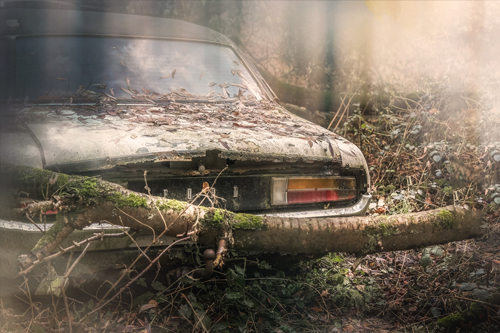 Voiture urbex Belgique - Photo mystérieuse, Photo fantastique, art en Belgique